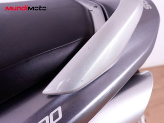 SUZUKI GSR 600