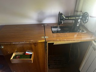 Máquina de coser antigua