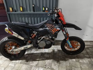 KTM 530r Supermotard Negra y Naranja