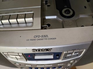 Radio CD Cassette Sony CFD-S32L Boombox Portatile
