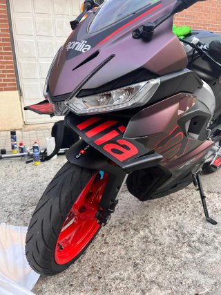 Aprilia RS457 Prismatic Dark