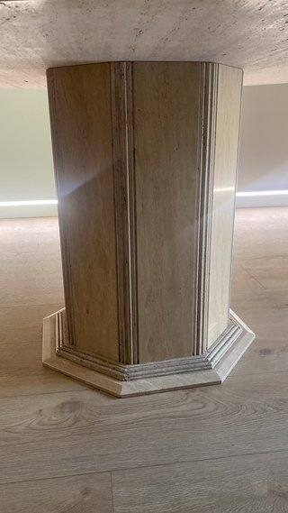 Mesa redonda de mármol  140 cm