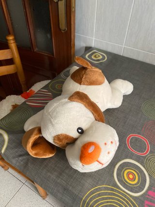 Peluche perro , mediano