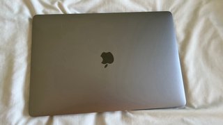 MacBook Pro 15” 2018 2.6GHz i7 16GB RAM