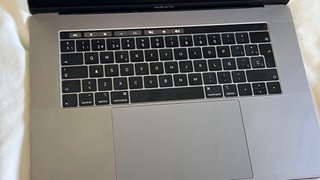 MacBook Pro 15” 2018 2.6GHz i7 16GB RAM