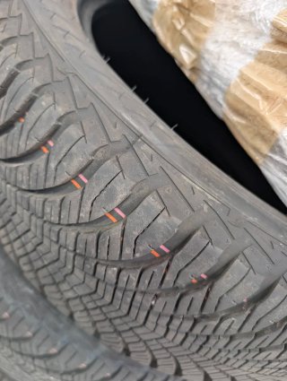 Neumático 195/55R16 good year