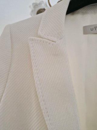 Americana Uterqüe texturizada blanco roto