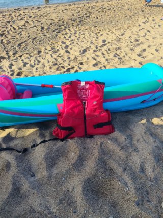 Kayak hinchable+Bomba de aire+chaleco Salvavidas