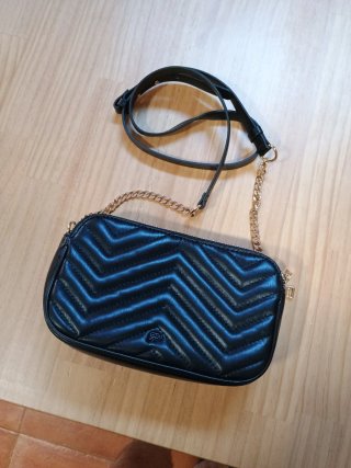 Bolso bandolera Parfois negro cuero