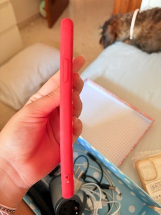 Funda iphone 11 roja con telaraña y araña