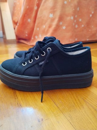 Zapatillas Victoria Negras Talla 34