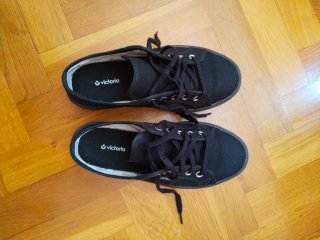Zapatillas Victoria Negras Talla 34