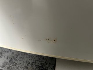 Nevera blanca con congelador superior
