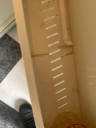 Nevera blanca con congelador superior