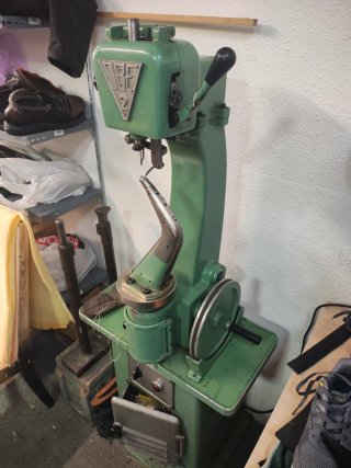 Máquina de coser suelas industrial