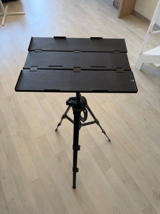 Soporte suelo proyector Vamvo Negro