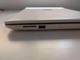 Portátil HP 15-da0254ns (i3 240/8 GB)