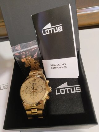 Reloj Lotus Hombre , con ticket compra.
