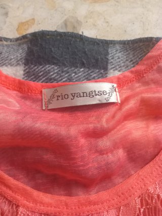Lote Ropa Mujer: Top Coral, top Beige, Shorts