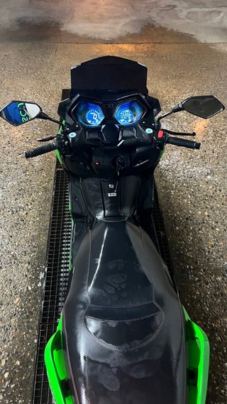 Wottan Storm Maxi Scooter Verde/Negro