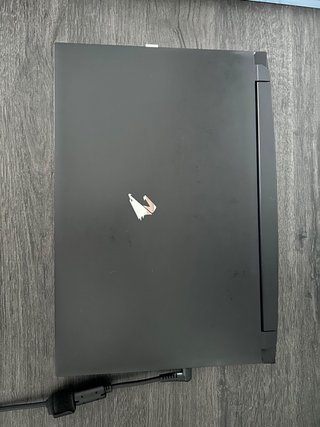 Portátil Gigabyte Aorus 15p XD