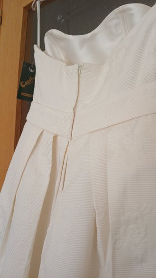Vestido de Novia Escote Corazón y Cola