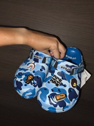 Crocs Talla 39-40 (25 cm) Nuevos