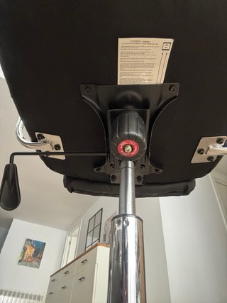 Silla de oficina negra 5 ruedas