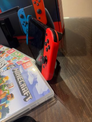Nintendo Switch Azul/Rojo + Juegos