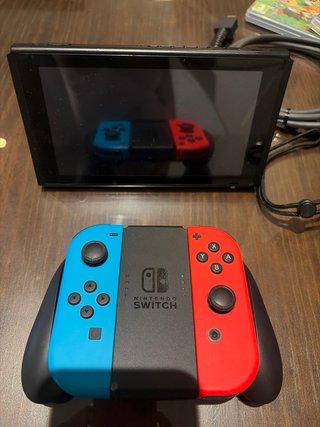 Nintendo Switch Azul/Rojo + Juegos