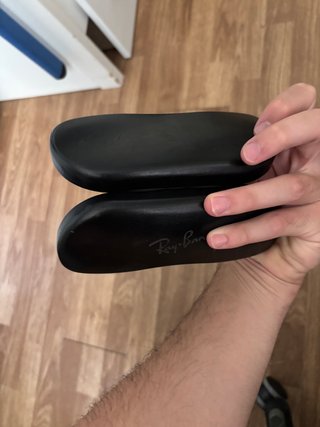 Occhiali da sole Ray-Ban neri originali