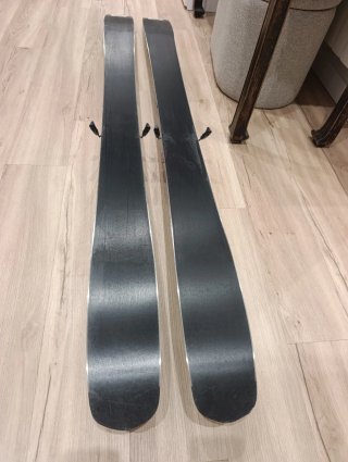 Esquís Kustom Karma Freeride