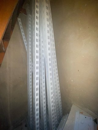 Estantería modular metálica
