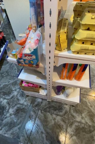 Estantería modular metálica
