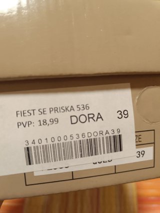 Sandalias doradas tacón bloque