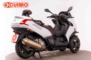 PEUGEOT METROPOLIS 400