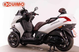 PEUGEOT METROPOLIS 400