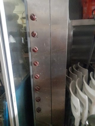 Asador de pollos 8 espadas