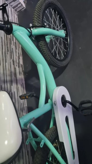 Bicicleta infantil color menta