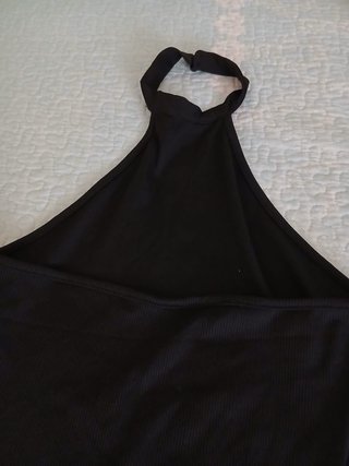 Vestido negro halter