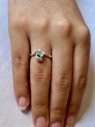 Anillo de Plata con Esmeralda