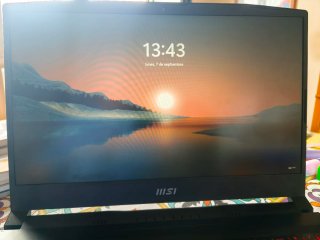 MSI Bravo 15 batería en muy buen estado