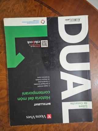 Lllibre historia del món contemporani