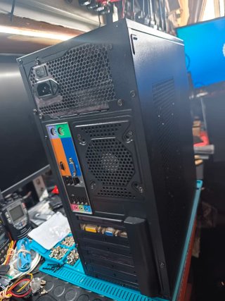 Torre PC ATX Grande Negra 6