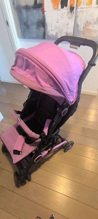 Silla de paseo Chicco color lila