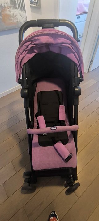 Silla de paseo Chicco color lila