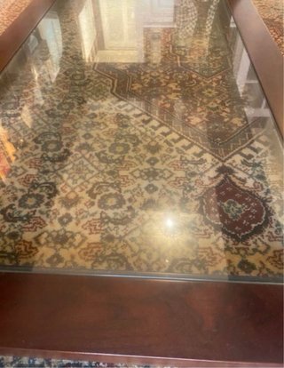 Mesa de centro madera y cristal por 60 €