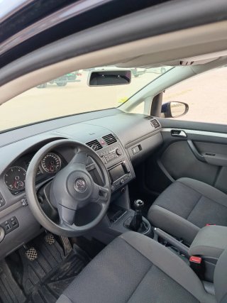 Volkswagen Touran 2012