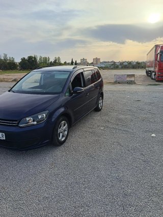 Volkswagen Touran 2012