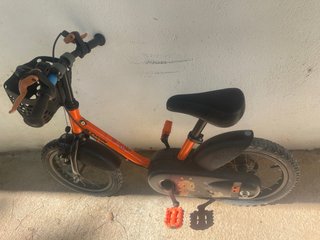 Bicicleta infantil naranja BTWIN